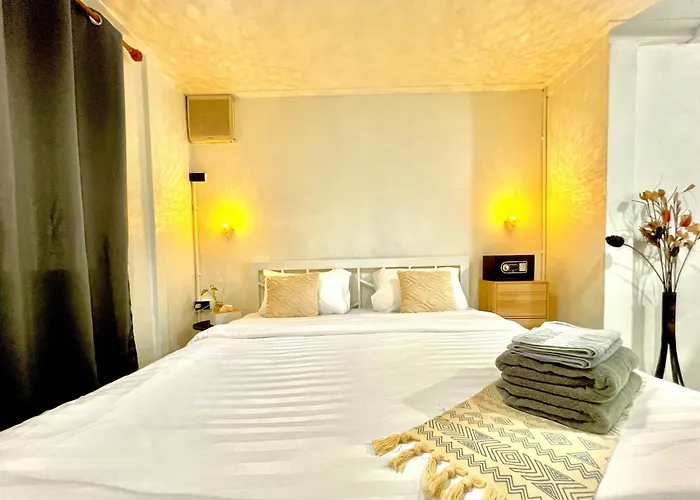 Villa Getaway - 4 Bedroom,6 Beds And 5 Bathroom