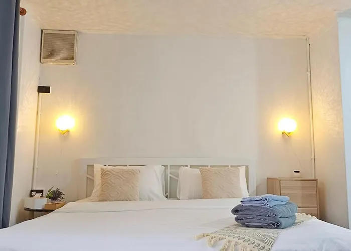 Villa Getaway - 4 Bedroom,6 Beds And 5 Bathroom Bangkok
