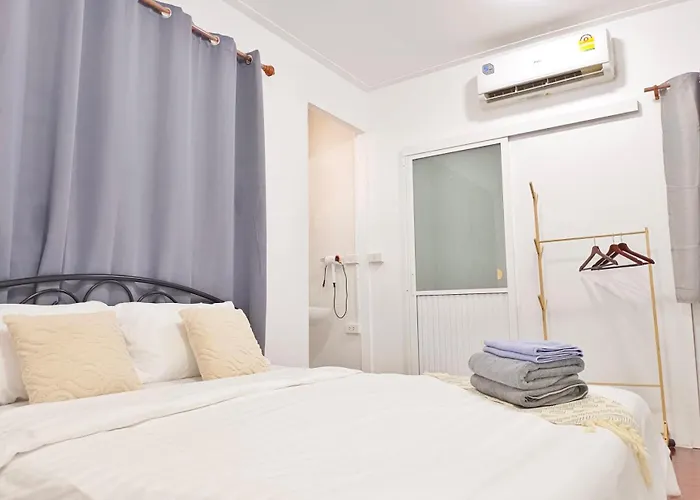 Getaway - 4 Bedroom,6 Beds And 5 Bathroom Bangkok