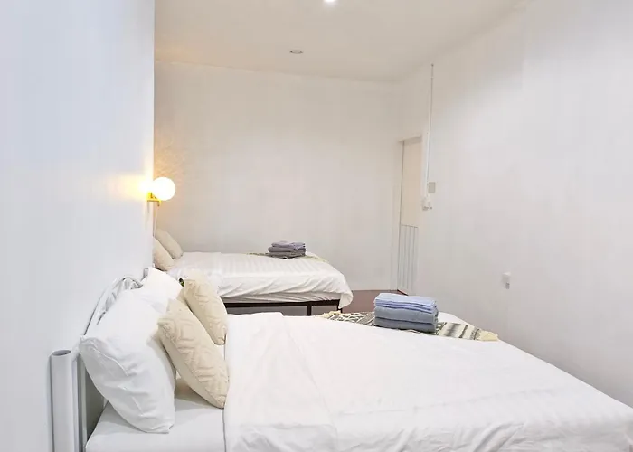 Getaway - 4 Bedroom,6 Beds And 5 Bathroom Villa Bangkok
