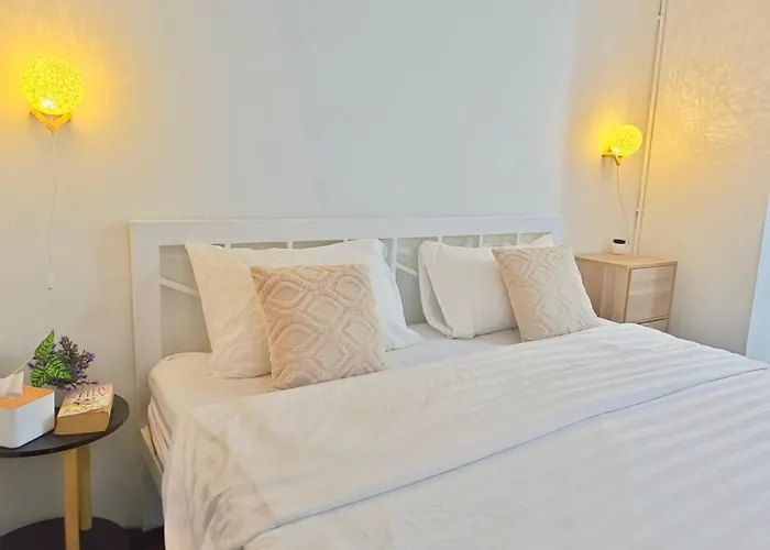 Villa Getaway - 4 Bedroom,6 Beds And 5 Bathroom Bangkok
