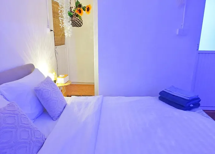 Villa Getaway - 4 Bedroom,6 Beds And 5 Bathroom Bangkok
